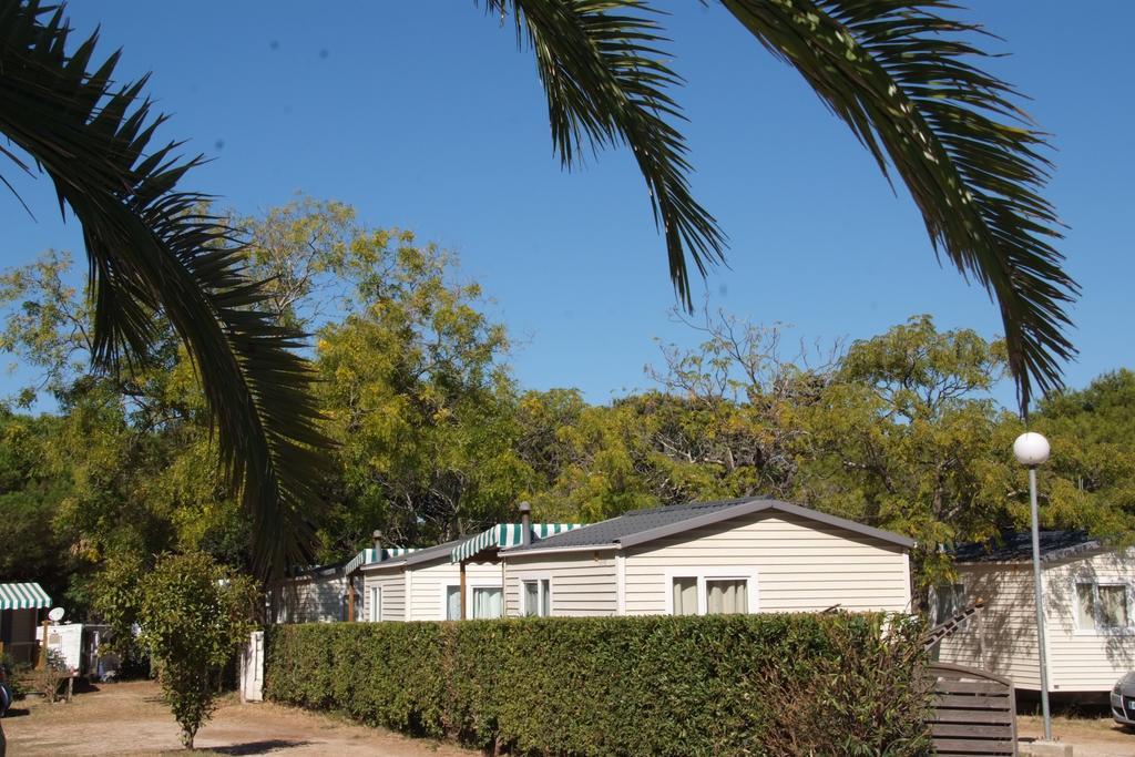 Camping Le Mediterranee Hyeres Exterior photo